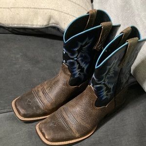 Ariat cowboy boots